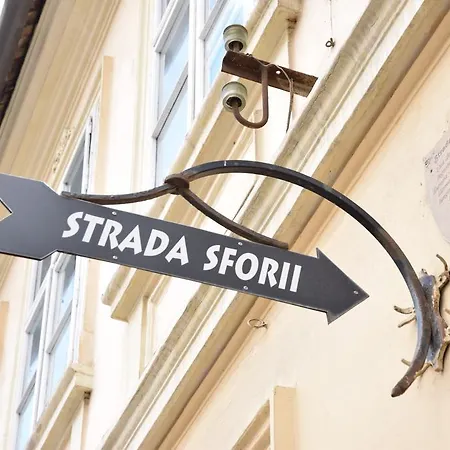 Casa Liszt Апартаменти *